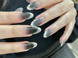 ガラスフレンチネイル