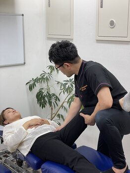 けんこう専科整体院 小伝馬町院/体の連動性を整える施術
