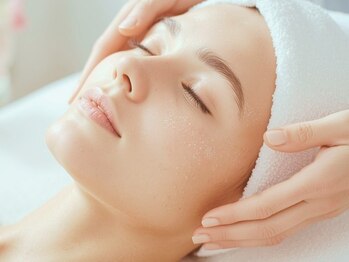 ココン(Cocon)の写真/【しわケア/毛穴/美白に】ヒト幹細胞培養液導入フェイシャルで悩みを内側から改善♪針を使わないから安心☆