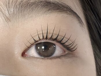 クルン(KURUN)/立ち上げカールで長さUP！