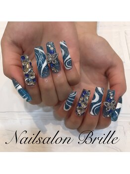 エスフィーネイルサロン ブリーユ(Esfy nailsalon Brille)/スカルプ付け放題