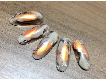 爪屋/ニュアンスミラーネイル