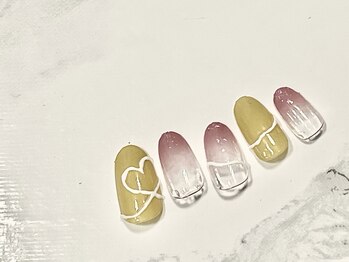 ラグウナ(Laguna)/2色カラーとハートネイル