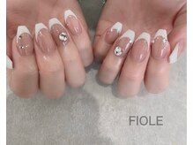 フィオル(FIOLE)/フレンチネイル
