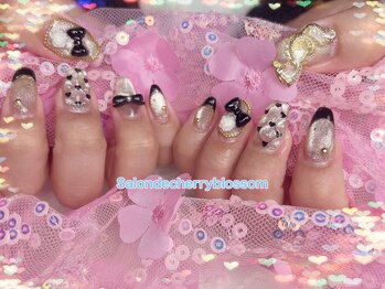 サロンドチェリーブロッサム(Salon de Cherryblossom)/