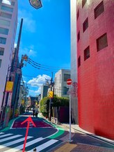 おこしんちゅ 渋谷 代々木公園/右に曲がって直進します！