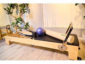 セバス 赤坂見附(SEBAS)/corerevo pilates reformer