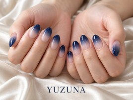 ネイビーカラーグラデネイル