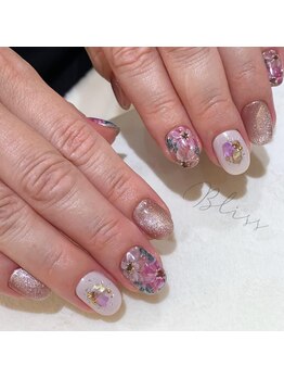 ブリス(Bliss produced by syisyu)/花柄ネイル