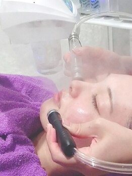 ツインズの写真/ターゲットは緩んだ毛穴！ベタ皮脂＆化粧カス…今すぐグングン吸引！小鼻＆全顔でこの価格¥999★