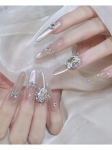 クイーンネイル 新宿(Queen nail)/長さ出し　パーツ付け放題