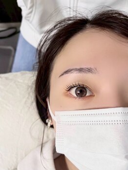 エルア 高槻店(elua)/パリジェンヌ/マツパ/アイブロウ