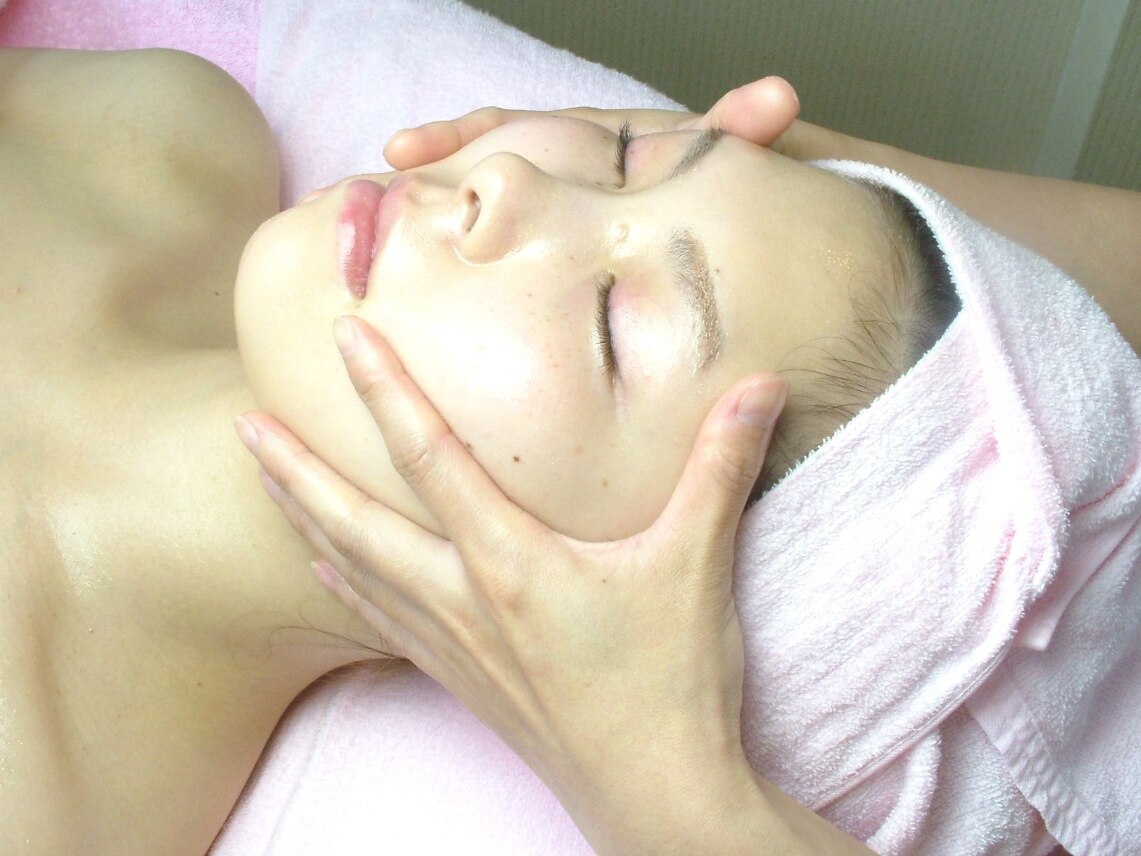 当店自慢のフェイシャル♪60分\3600→\3500