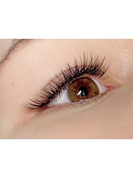 ボリュームのある目元にしたい