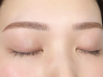 アイラッシュ スウェラ(Eyelash Swella)の写真/《アイブロウスタイリング+WAX￥5500》垢抜けの最短ルート★まつげと一緒に施術も◎[恵比寿][完全個室]