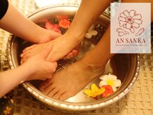 アンサンカ 原宿(ANSANKA)の雰囲気（竹下通りを一歩入ったお部屋で喧騒を忘れてお寛ぎください。）