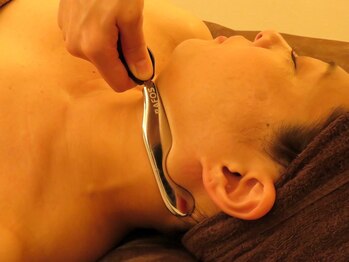 インプルーブ エステティック(Improve ESTHETIC)/〈ラフォスフェイシャル〉