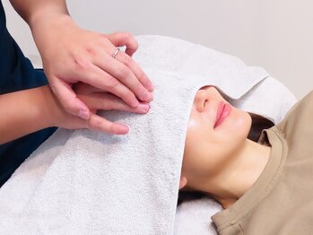 ヒラメント 亀戸院(Hilament)/辛い眼精疲労に〈骨膜整体〉