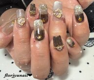 フロージュ ネイル(florjyu nail)