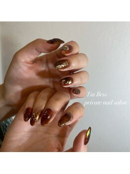 ティアベス(Tia Bess)/冬にしたい！ベッコウネイル