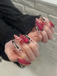 ぷっくりいちごネイル