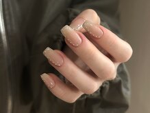 シンプルに一癖あるデザイン