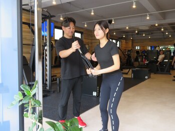 BFR 世田谷用賀店/二の腕引き締め★ケーブルマシン