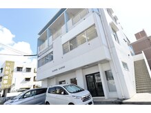 サロン外観*゜330沿いの白い建物！駐車場はブログをご確認下さい