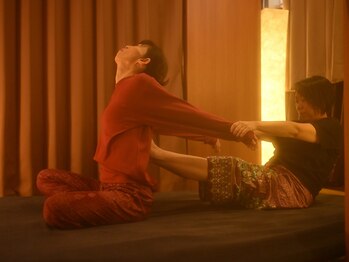 タイ式ボディケアチャイ 大井町店(Chai)/座位ストレッチ