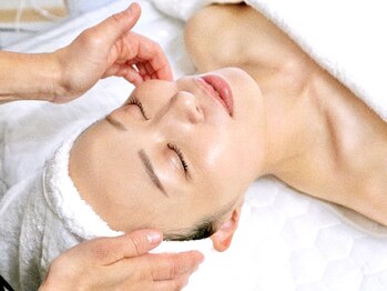 プラスアルファ(PlusAlpha)/美小顔コルギフェイシャル