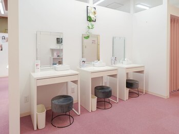 ベルフィオーレ 仙台八木山店/メイクルーム