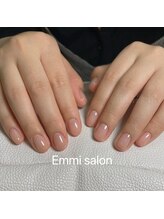 エミー(emmi)/