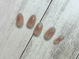 チークネイル　ワンホンネイル