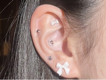 エヌ(N)/SNSで話題の耳つぼジュエリー