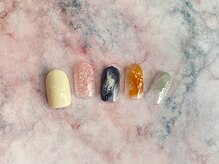 ミーム(meme)/塗りかけ　大人アートネイル