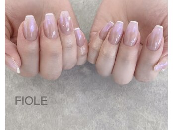 フィオル(FIOLE)/オーロラネイル♪