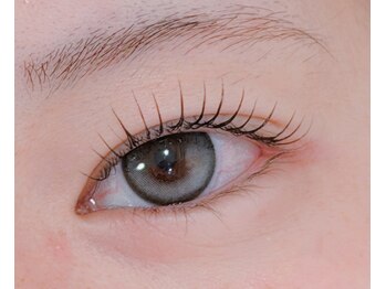 リル バイ ファンドット(Lil by Fan.)/【立ち上げカール】まつ毛パーマ