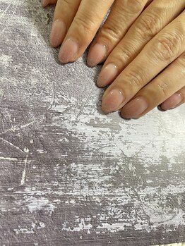 アネラ(anela)/グラデーション