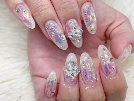 2024年秋】クリア パールのネイルデザイン集｜人気順｜6ページ目  