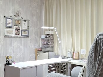 ネイルサロン キュービット(Q-bit)の写真/プライベート空間で相談しやすい◎経験豊富なスタッフがお客様のお悩みに寄り添い理想の指先に導きます♪