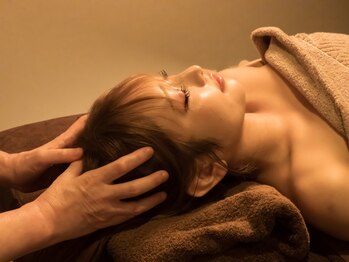 リラケア 麻布十番(RelaCare)の写真/自律神経の乱れを整え頭の筋肉を緩める◎デスクワークでの頭痛や目の疲れを改善！コリをほぐして血行促進◎
