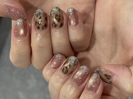 ヒョウ柄マグネットグラデ