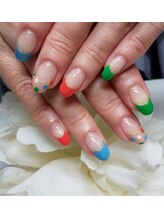 コーラル(CORAL)/ドットネイル　￥10000