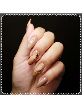 ネイルサロンシャネイル/シンプルデザイン
