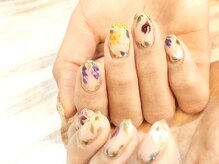 モンシェリネイル(mon cheri nail)