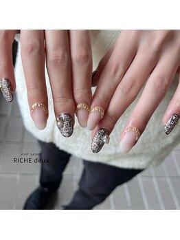 リッシュ ドゥ(RICHE deux)/ブラウンツイードのマットネイル