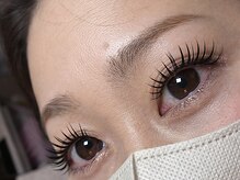 ナチュラルなのにしっかり盛れる◎【束感】今っぽマツエク