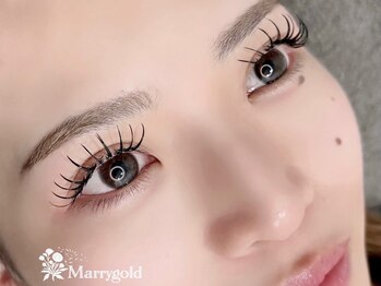 マリーゴールド 府内店(MARRY GOLD)の写真/極細毛×多本数で魅せる華やかパッチリeye♪自まつげへの負担を抑えて、自然で印象的なボリューム感へ★