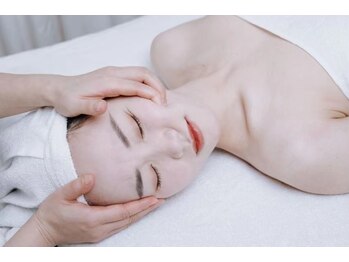 アミナス 池袋本店(AMINAS)/顔コルギはおすすめ【池袋】