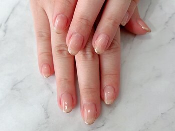 ネイルズ アヴァンティ(Nails Avanti)/ジェルネイルラメフレンチ¥7300